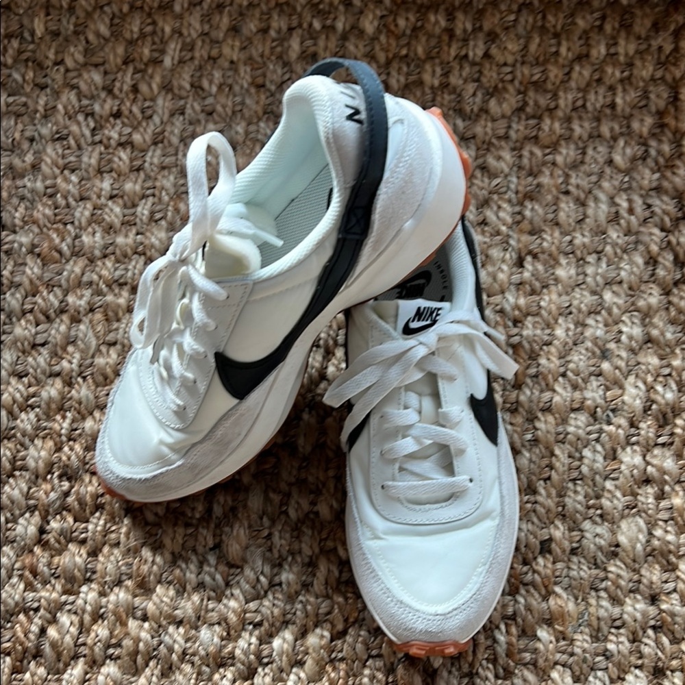 Nike Women’s Waffle Debut Shoes